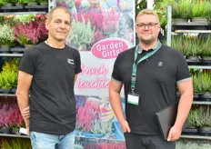 Veredelaar Claus Geissler van Garden Girls samen met kweker Markus Hemmje op de beurs om hun producten te tonen.